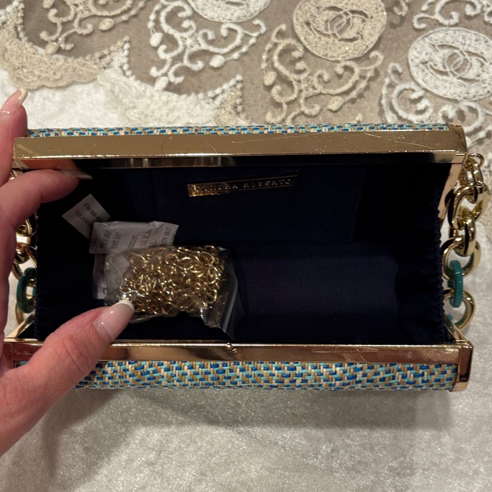 Sondra Roberts Gold and Teal Chain Clutch - Picture 4 of 6